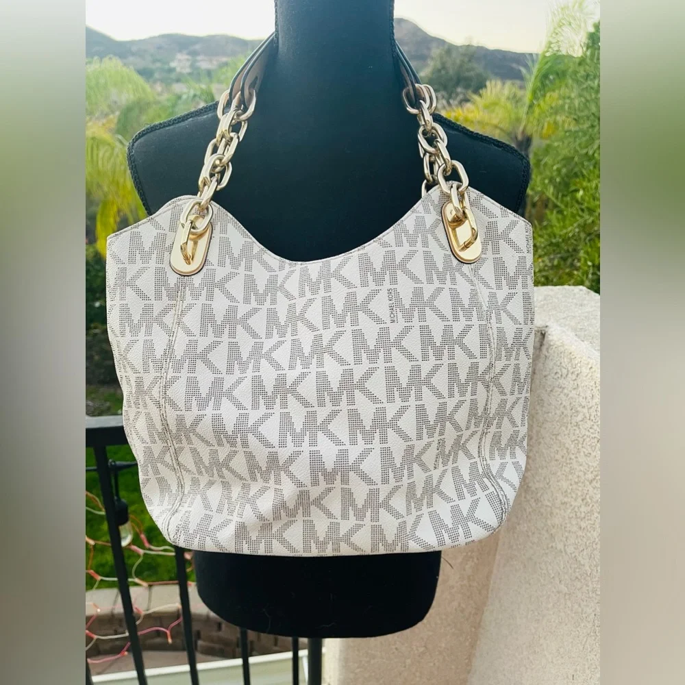 Fabulous ecru leather Michael Kors leather tote - Picture 4 of 14